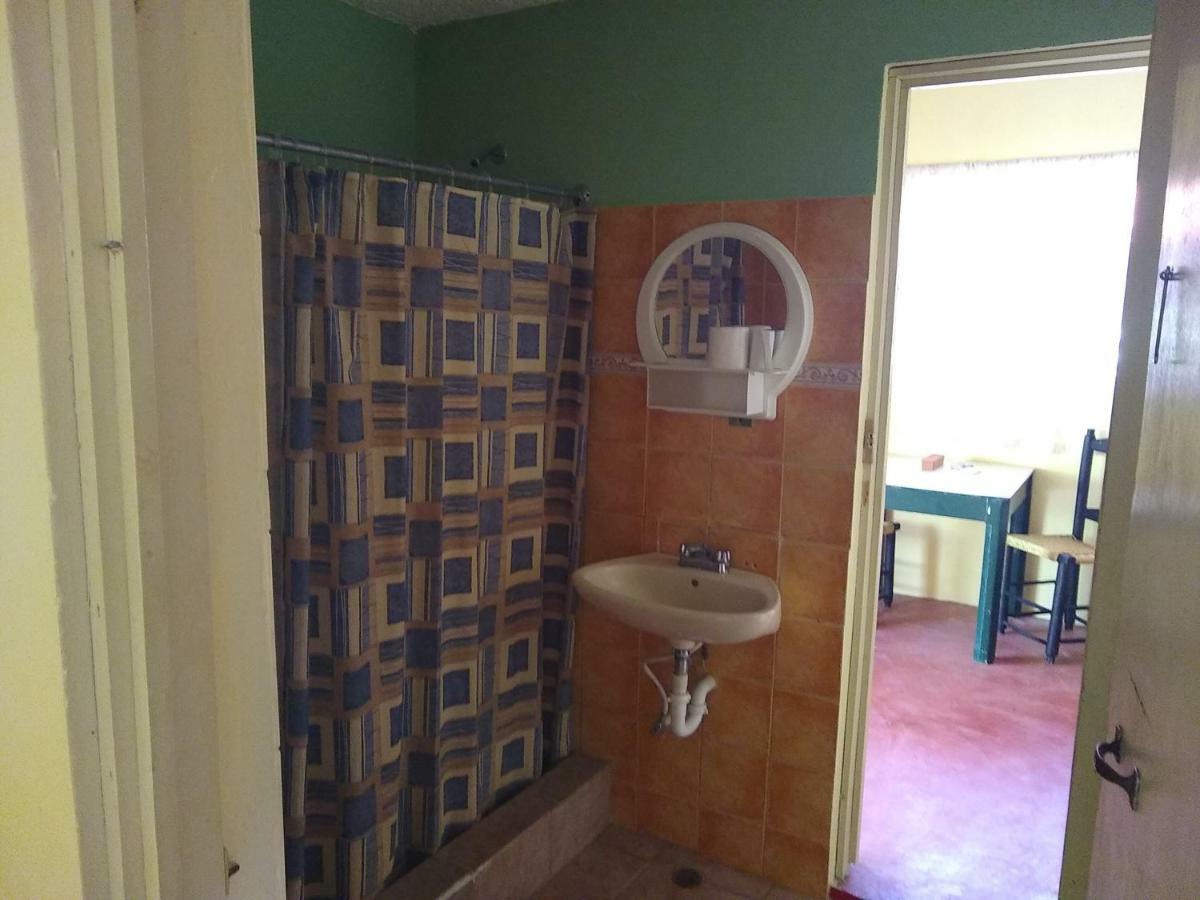 Conrado'S Guesthouse B&B Las Avispas Εξωτερικό φωτογραφία